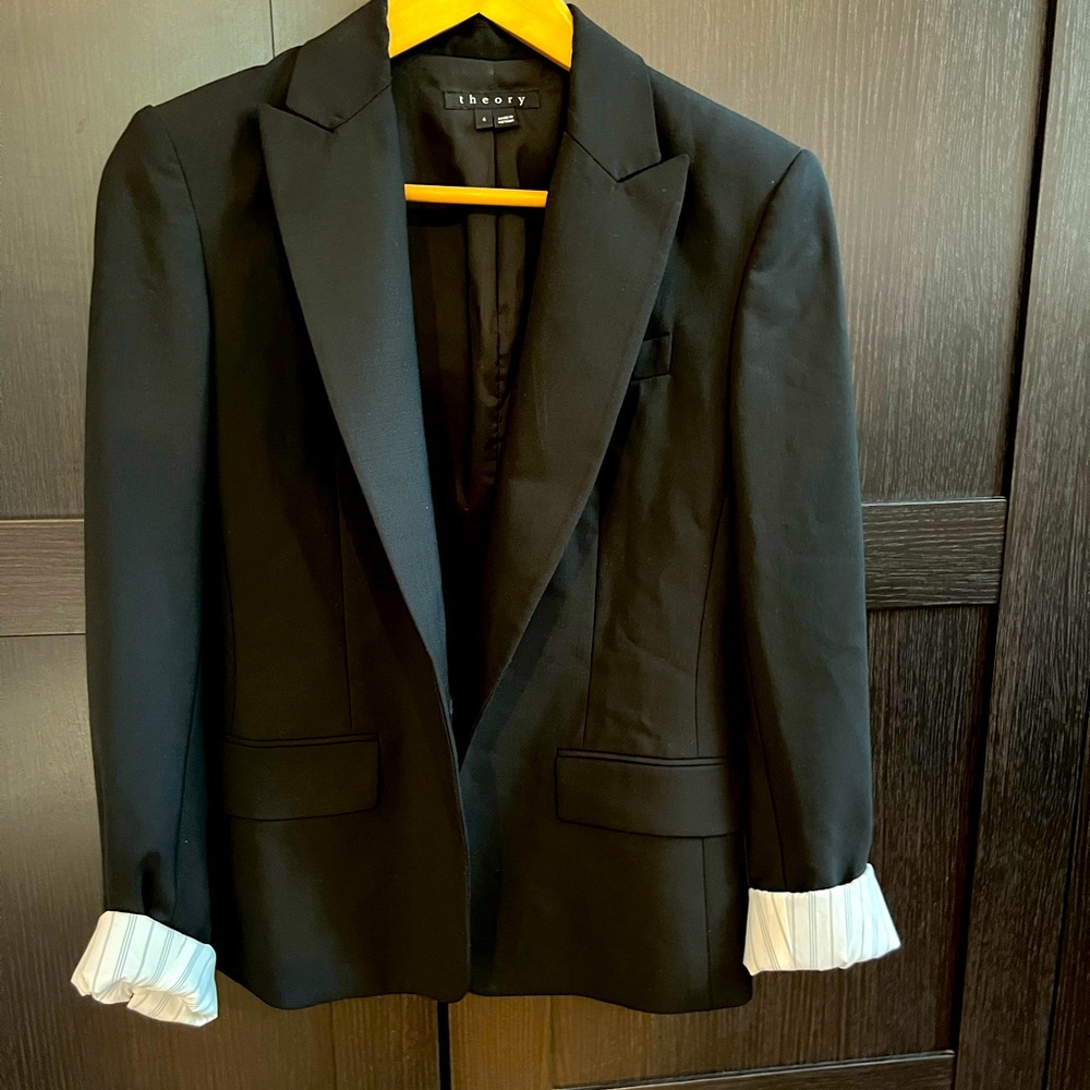 Theory black blazer size 4